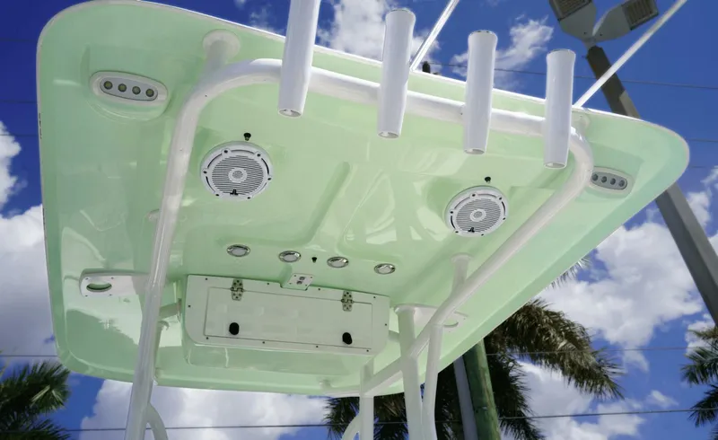 Slide: The Image of Sea Hunt Ultra 229 2024 - 5979390