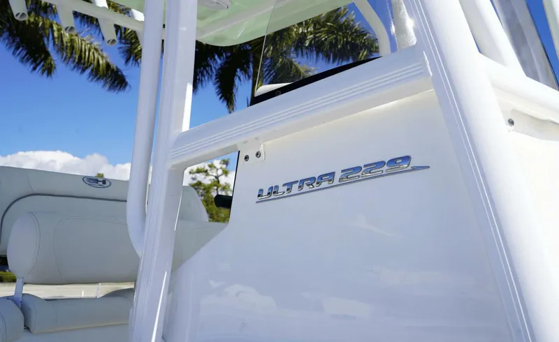 Slide: The Image of Sea Hunt Ultra 229 2024 - 5979380