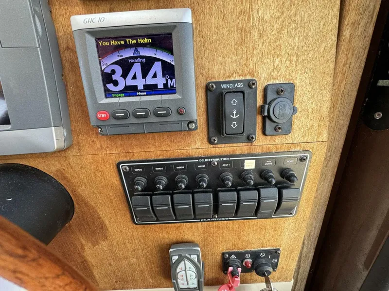 Slide: The Image of Ranger Tug R-29 2012 - 5979466