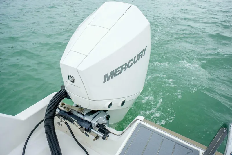 Slide: The Image of Aquila 28 Molokai 2022 - 5979654