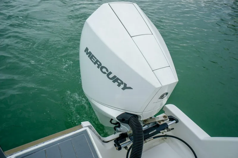 Slide: The Image of Aquila 28 Molokai 2022 - 5979655