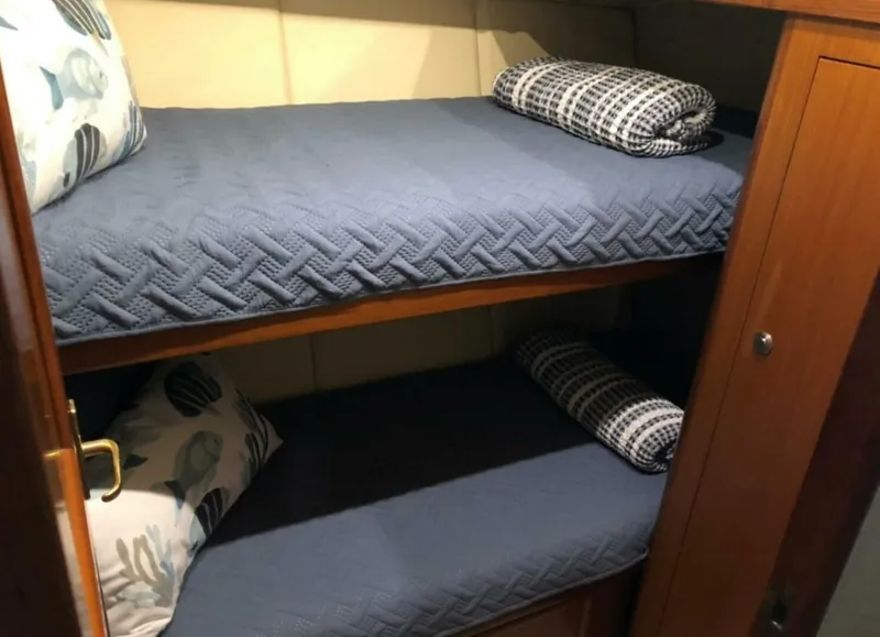 Slide: The Image of Ocean 53 Convertible 1998 - 5980141