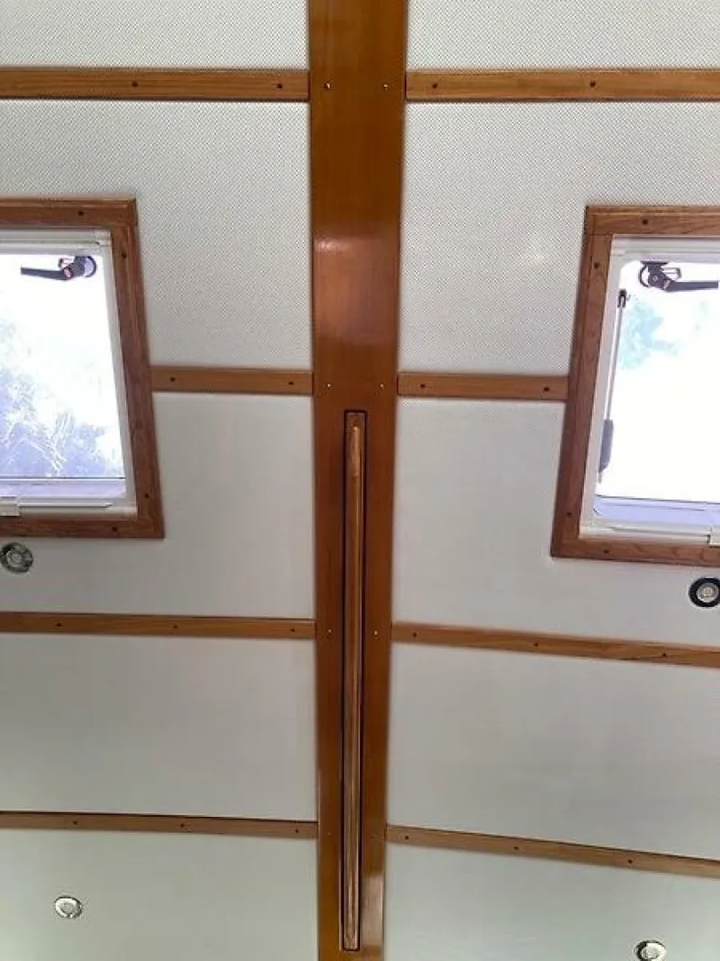 Slide: The Image of 0005528937 - 5980021