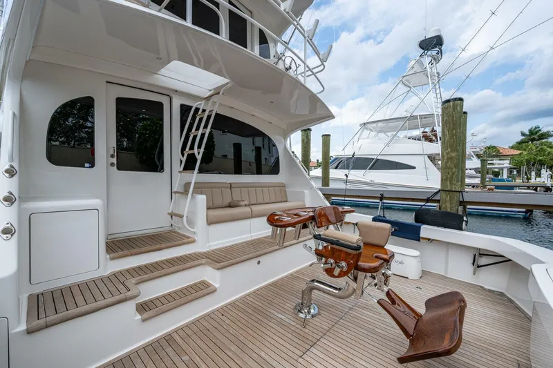 Slide: The Image of Viking 60 Bottom Line - Exterior Cockpit 2012 Viking 60 Convertible Bottom Line - 5980218