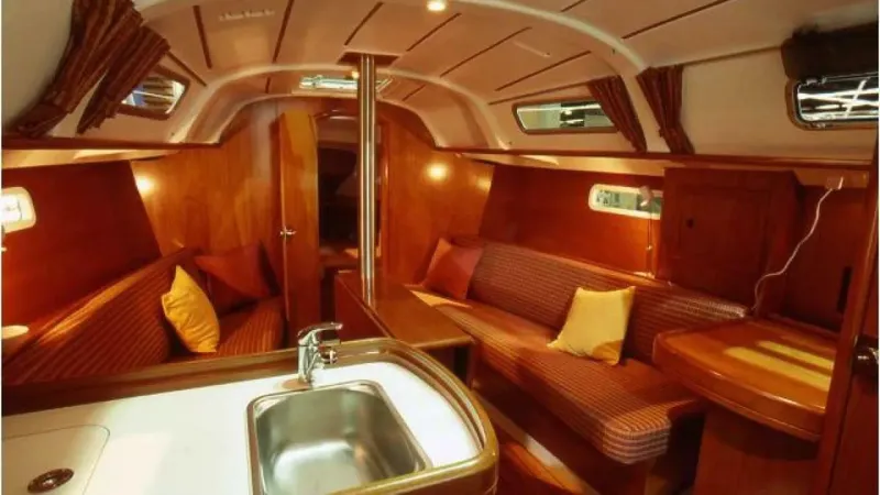 Slide: The Image of Beneteau Oceanis 311 Brochure Salon - 5980137