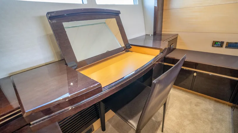 Slide: The Image of Sunseeker 68' Sport Yacht 2014 - 6029819