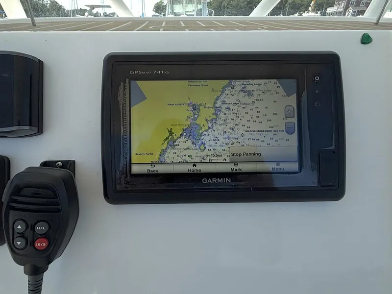 Slide: The Image of Vanquish Bristol Harbor 23 CC 2017 - 5980248