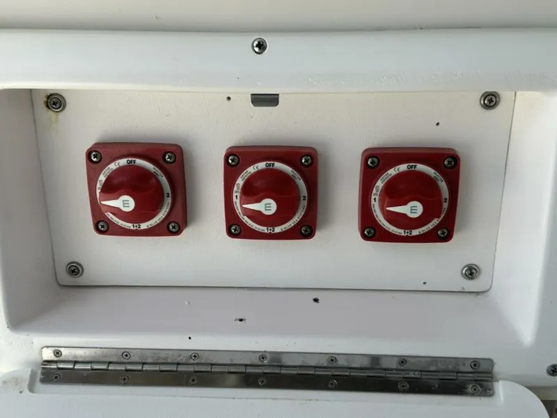 Slide: The Image of Main Battery switches - 5980396