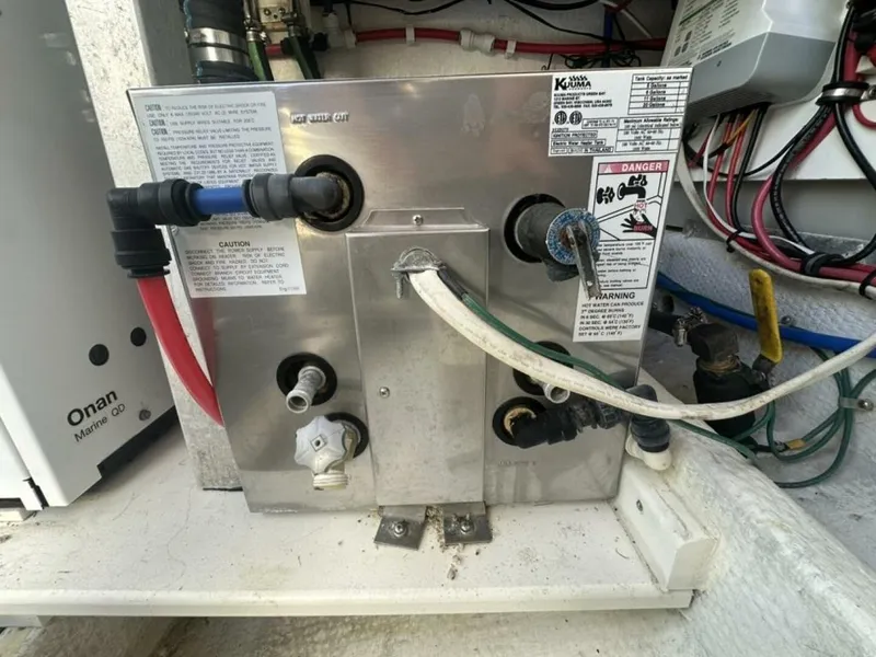 Slide: The Image of Kuuma Water Heater - 5980401