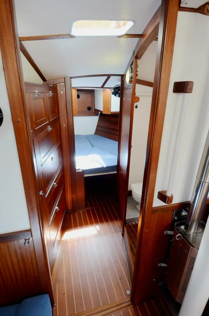 Slide: The Image of Lavranos 43 2010 - 5980620