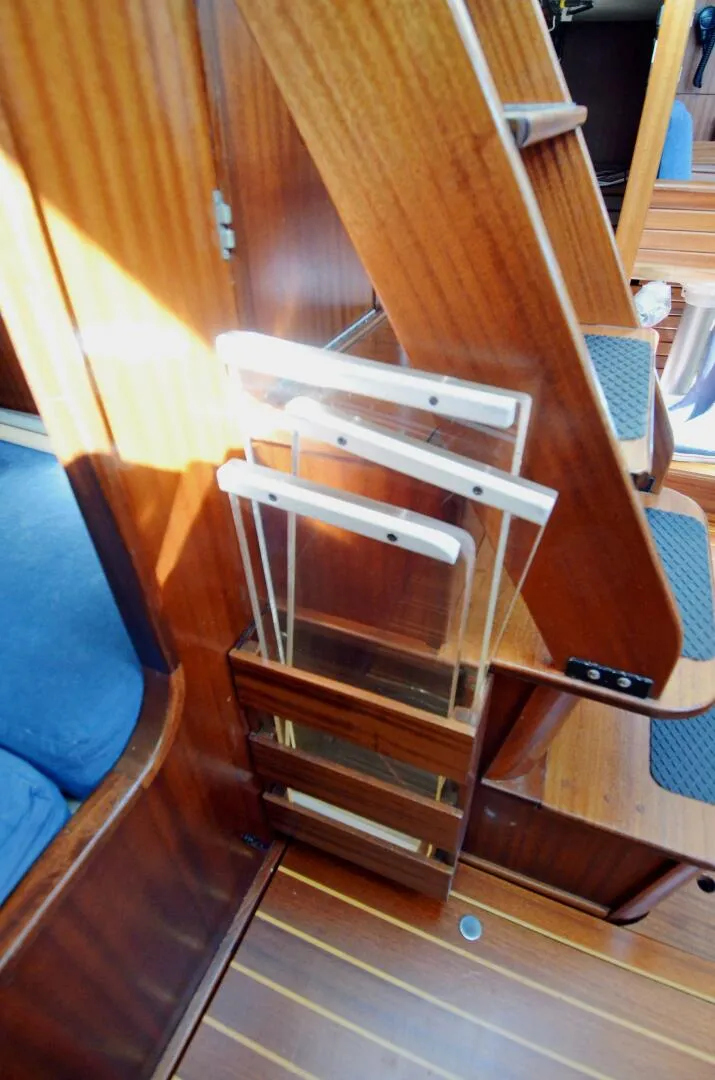 Slide: The Image of Lavranos 43 2010 - 5980631