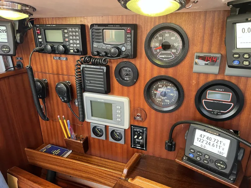 Slide: The Image of Lavranos 43 2010 - 5980640