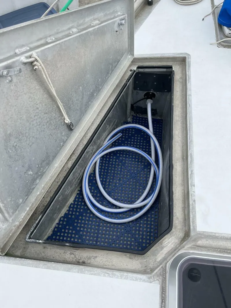 Slide: The Image of Lavranos 43 2010 - 5984041