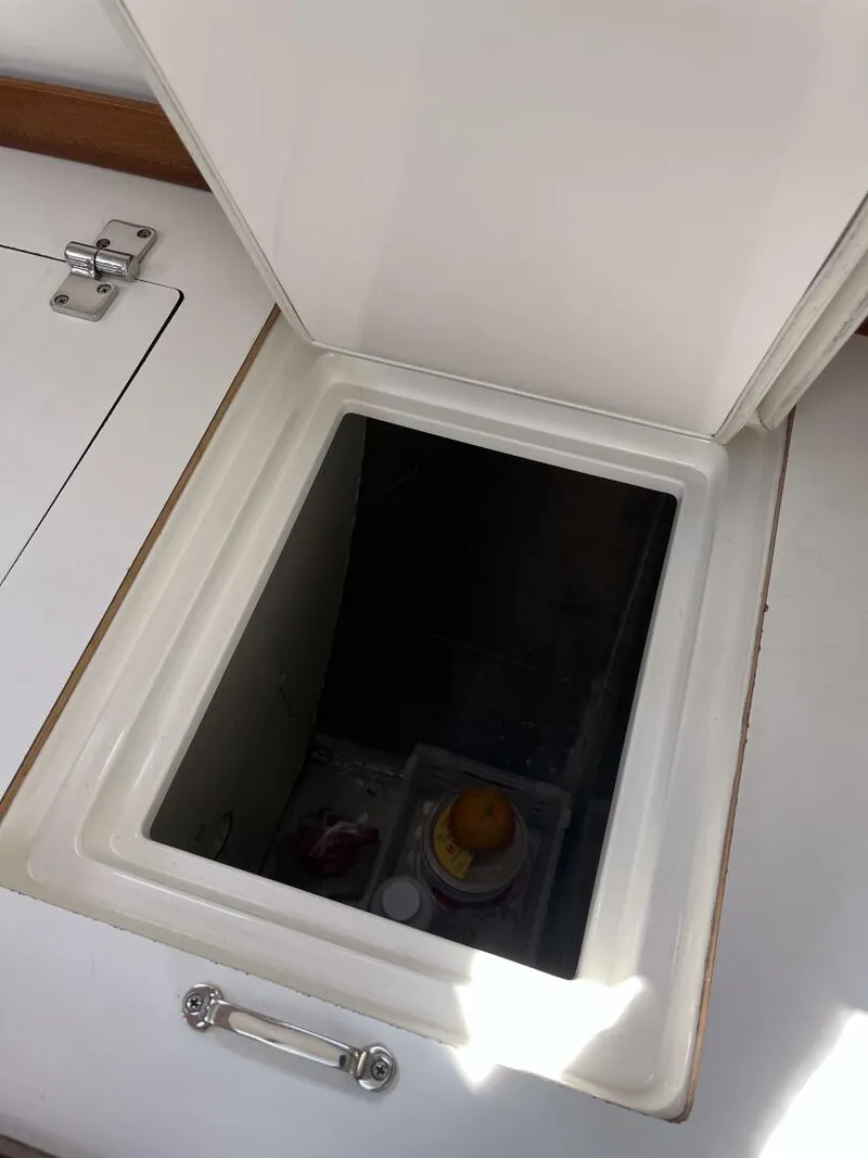 Slide: The Image of Lavranos 43 2010 - 5984131