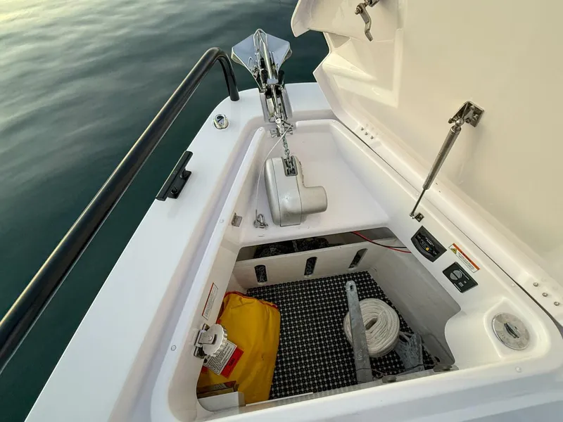 Slide: The Image of Axopar 37 XC Cross Cabin 2022 - 5981673