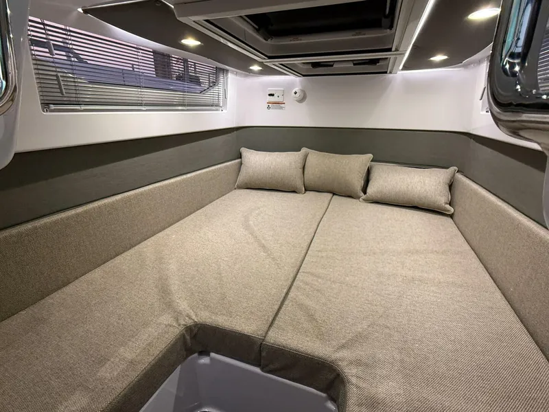 Slide: The Image of Axopar 37 XC Cross Cabin 2022 - 5981646