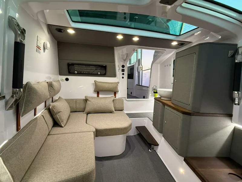 Slide: The Image of Axopar 37 XC Cross Cabin 2022 - 5981640