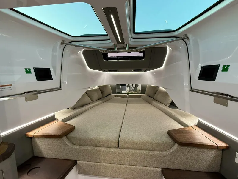 Slide: The Image of Axopar 37 XC Cross Cabin 2022 - 5981665