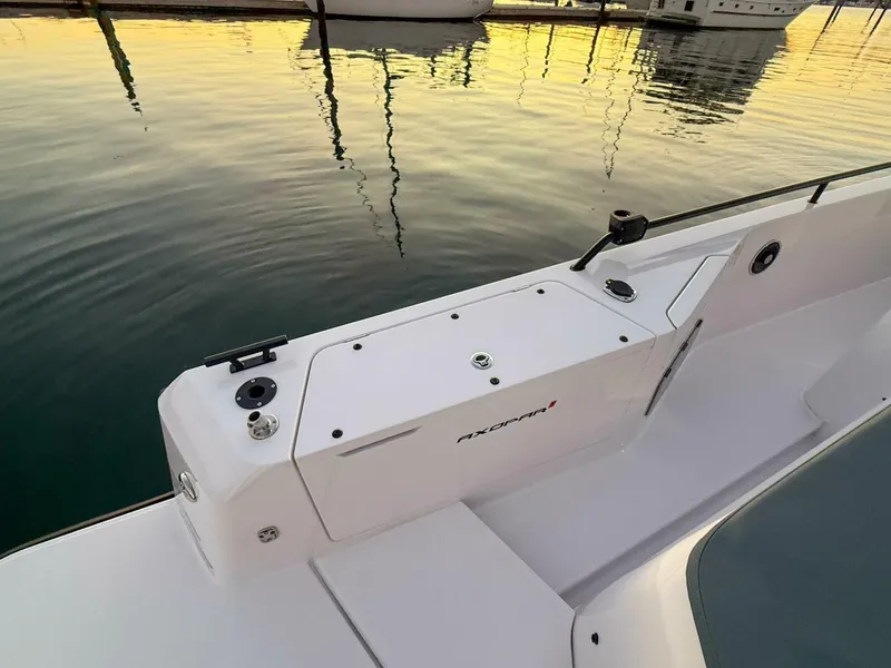 Slide: The Image of Axopar 37 XC Cross Cabin 2022 - 5981684