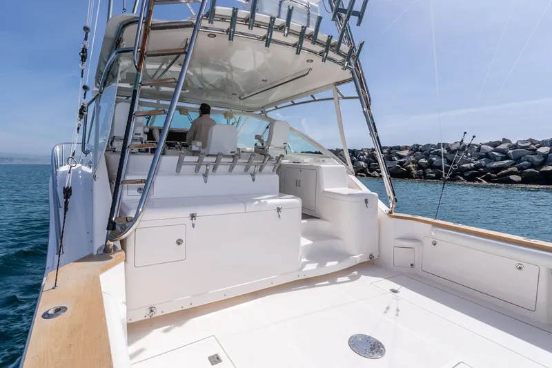 Slide: The Image of 20045 40' Cabo Express - El Patron - 6009499