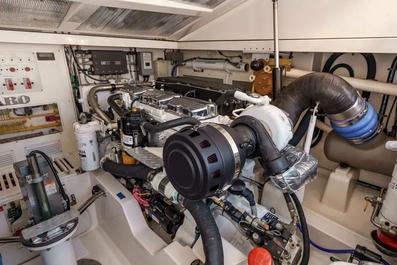 Slide: The Image of 20045 40' Cabo Express - El Patron - 6009511