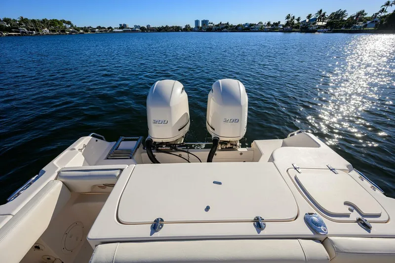 Slide: The Image of Grady-White Fisherman 257 2019 - 5981027