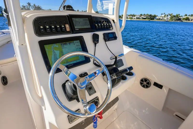 Slide: The Image of Grady-White Fisherman 257 2019 - 5981032