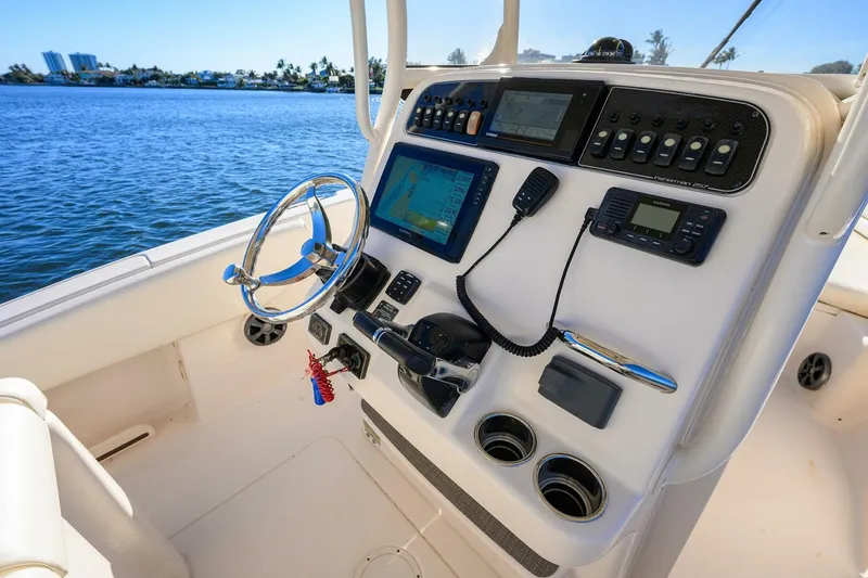 Slide: The Image of Grady-White Fisherman 257 2019 - 5981035