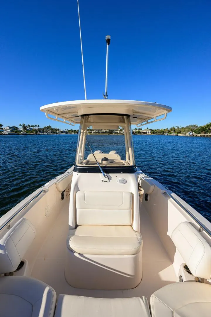 Slide: The Image of Grady-White Fisherman 257 2019 - 5981049