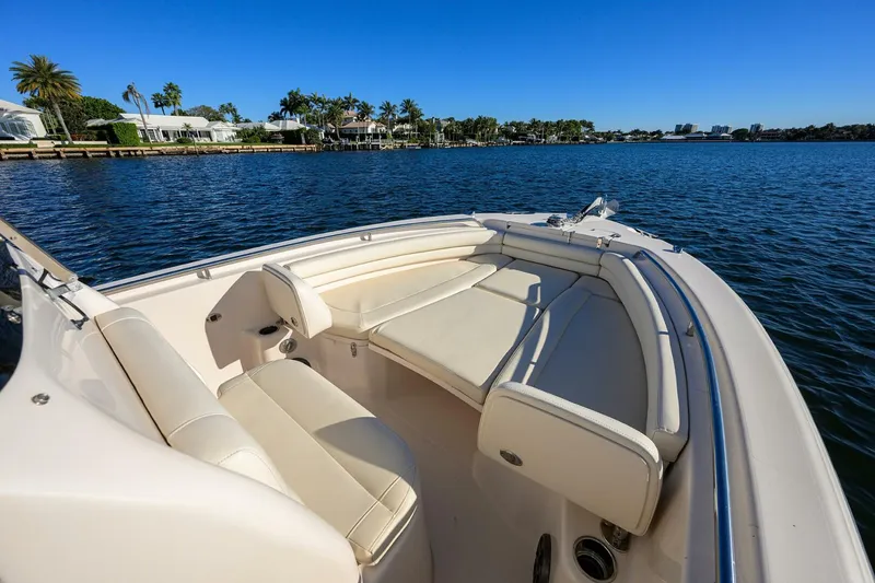 Slide: The Image of Grady-White Fisherman 257 2019 - 5981052