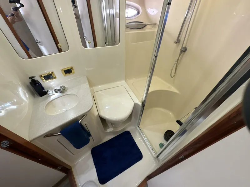 Slide: The Image of Sea Ray 480 Sedan Bridge 2000 - 5981410