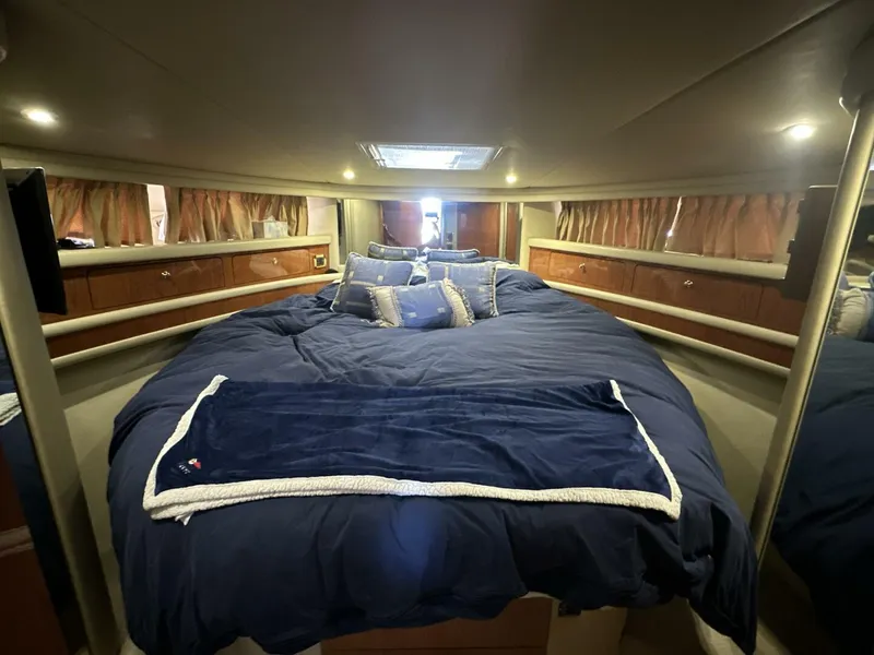 Slide: The Image of Sea Ray 480 Sedan Bridge 2000 - 5981412