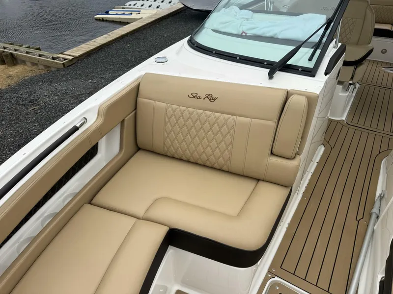 Slide: The Image of Sea Ray SLX 310 2021 - 5983562