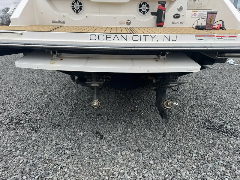 Slide: The Image of Sea Ray SLX 310 2021 - 5983545