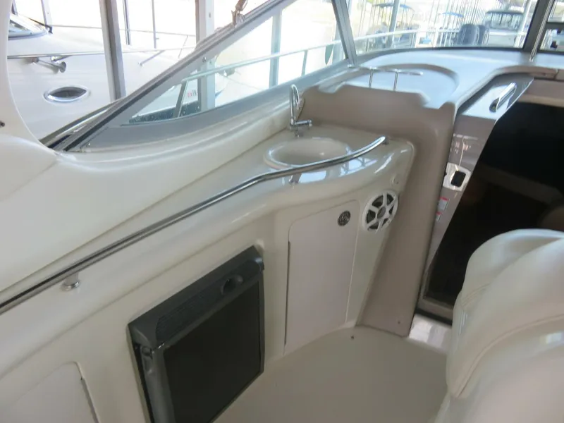 Slide: The Image of Sea Ray 300 Sundancer 2005 - 5981513