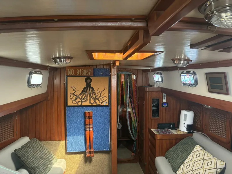 Slide: The Image of 1986 Slocum 37 - 5982741