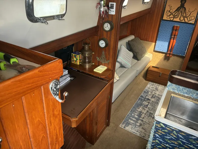 Slide: The Image of 1986 Slocum 37 - 5982743