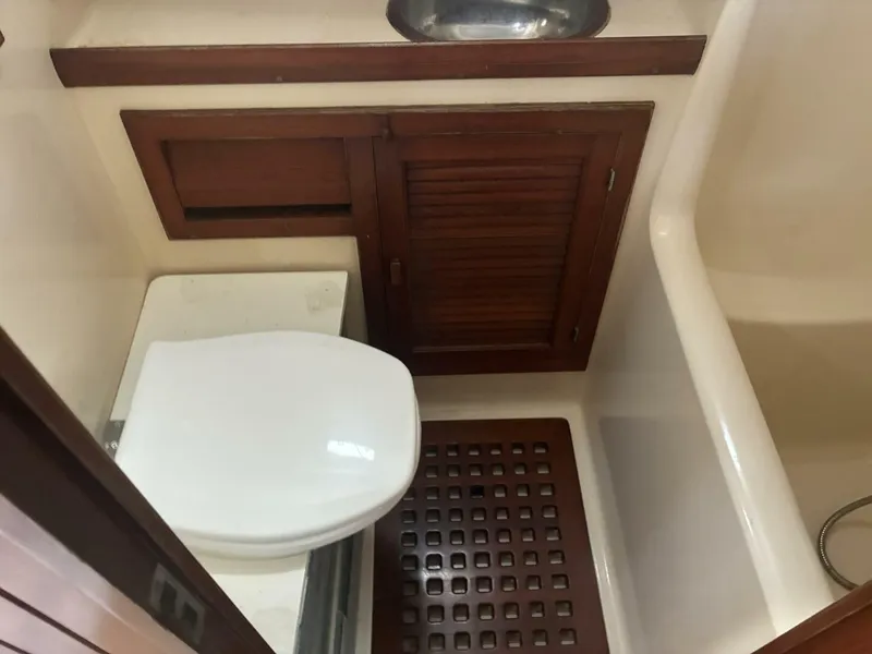 Slide: The Image of 1986 Slocum 37 - 5982725