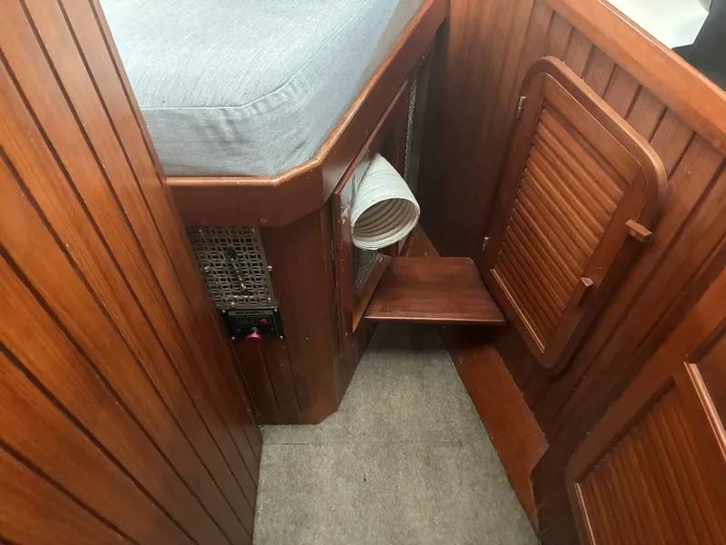 Slide: The Image of 1986 Slocum 37 - 5982727