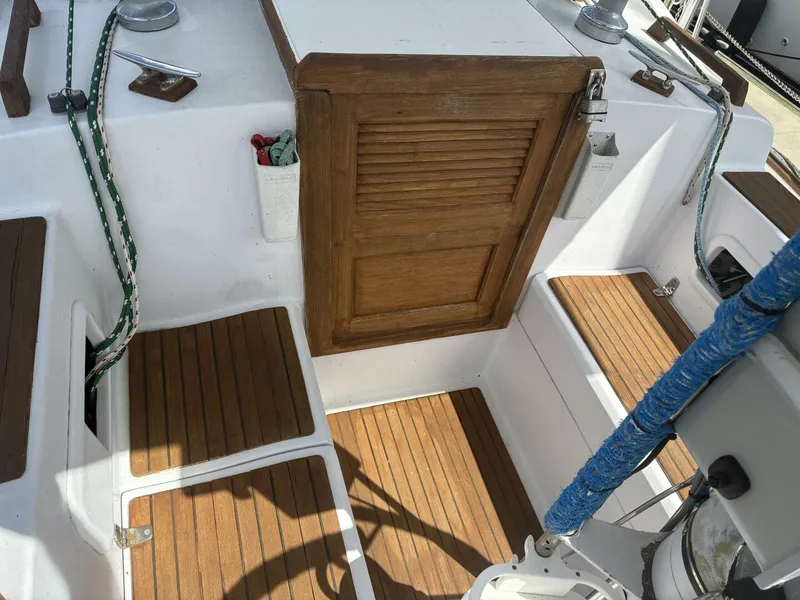 Slide: The Image of 1986 Slocum 37 - 5982696