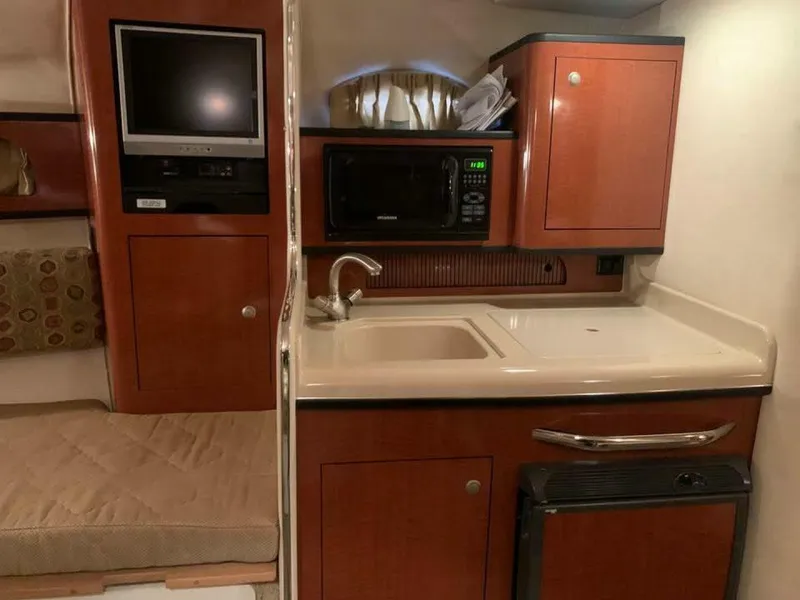 Slide: The Image of Sea Ray 280 Sundancer 2005 - 5982066