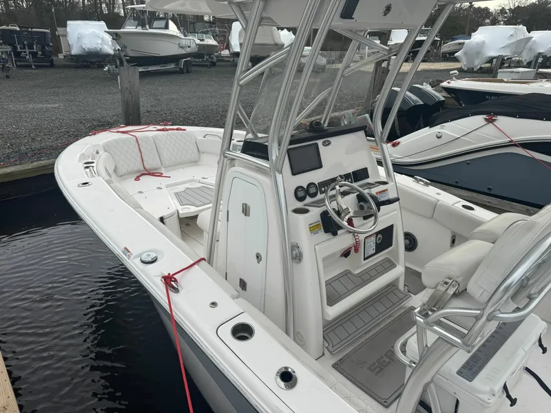 Slide: The Image of Sea Fox 228 Commander 2024 - 6041324