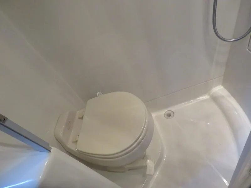 Slide: The Image of Carver Yachts 38 2006 - 5982086