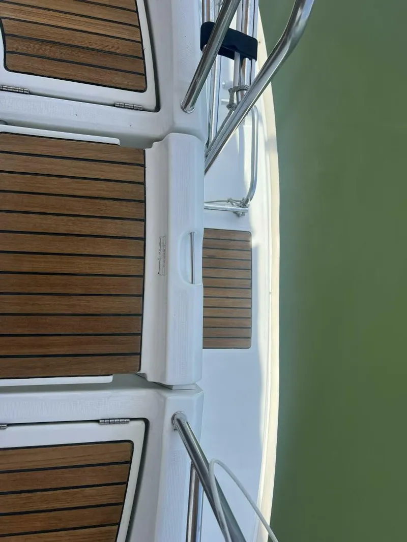 Slide: The Image of Beneteau 361 2000 - 5982224