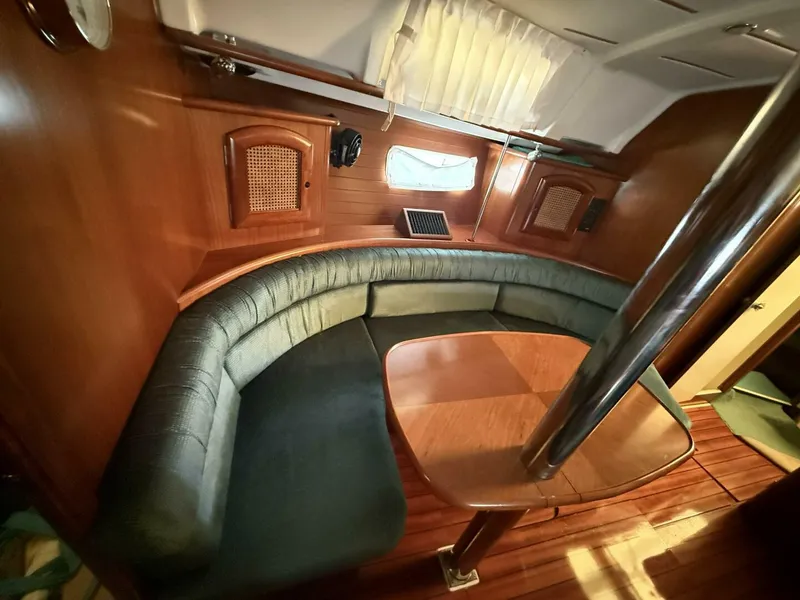 Slide: The Image of Beneteau 361 2000 - 5982262