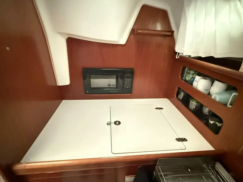 Slide: The Image of Beneteau 361 2000 - 5982258