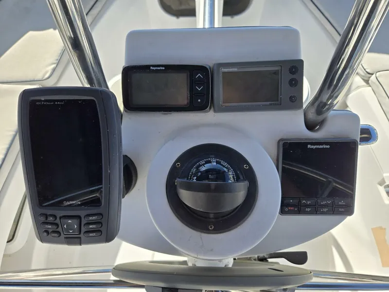 Slide: The Image of Hunter 326 2003 - 5982235