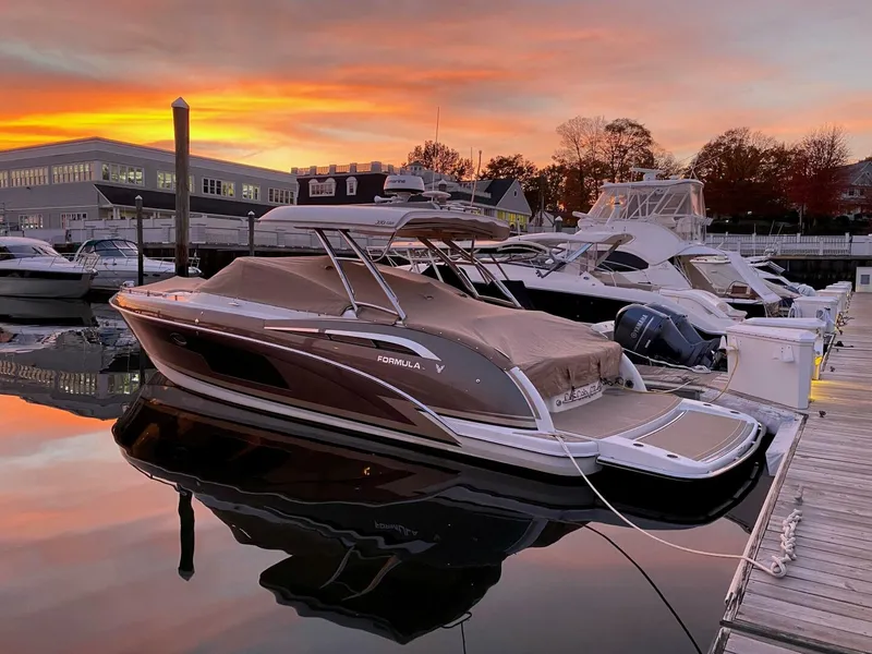 The Image of Formula 350 CBR 2017 - 5984414