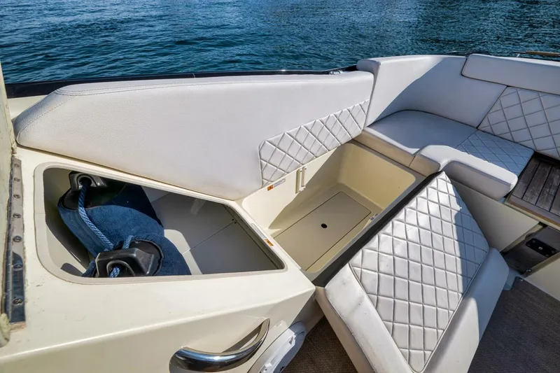 Slide: The Image of Chris-Craft 34 - 2LW - Forward Seating and Storage 2021 Chris-Craft 34 Launch - 2LW - 5983040