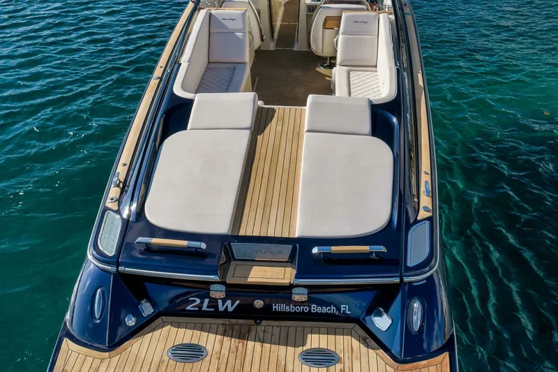 Slide: The Image of Chris-Craft 34 - 2LW - Aft Deck Seating 2021 Chris-Craft 34 Launch - 2LW - 7079747
